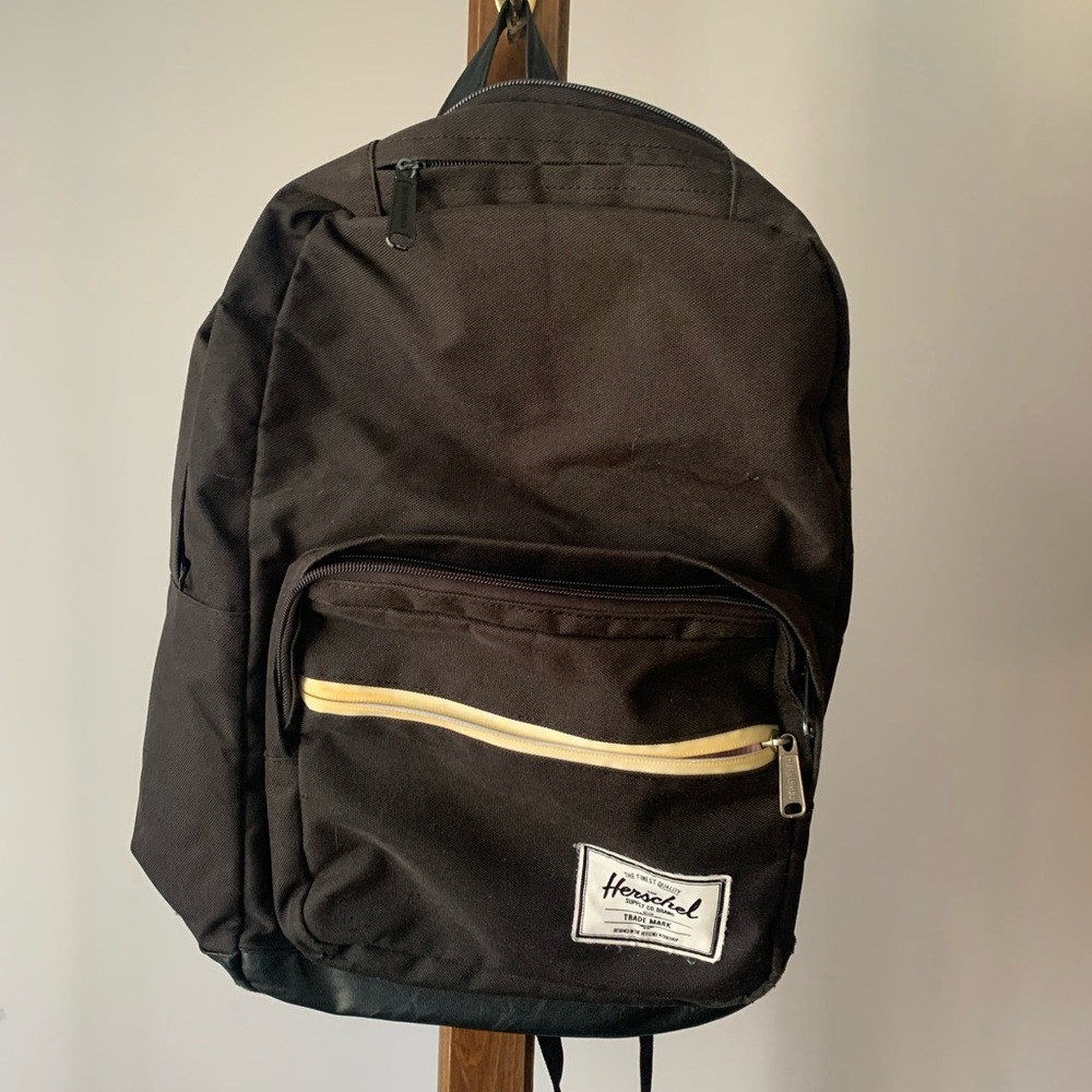 HERSCHEL | Pop Quiz Black Backpack